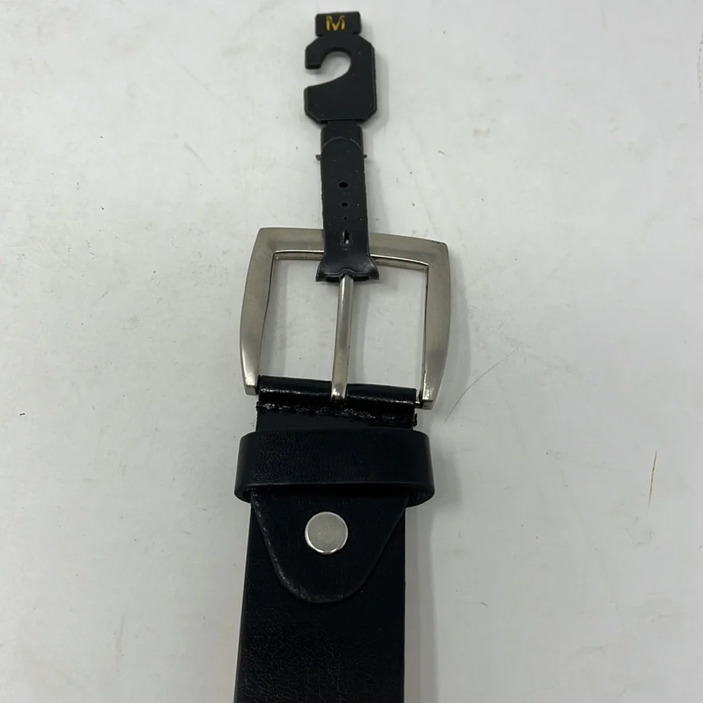 Classic Black Leather Men’s Belt with Silver Buckle